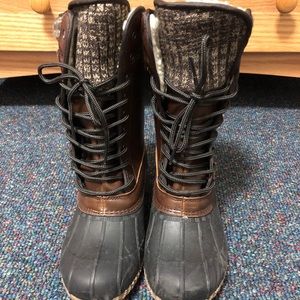 Women’s Brown Lace Up Snow Boot